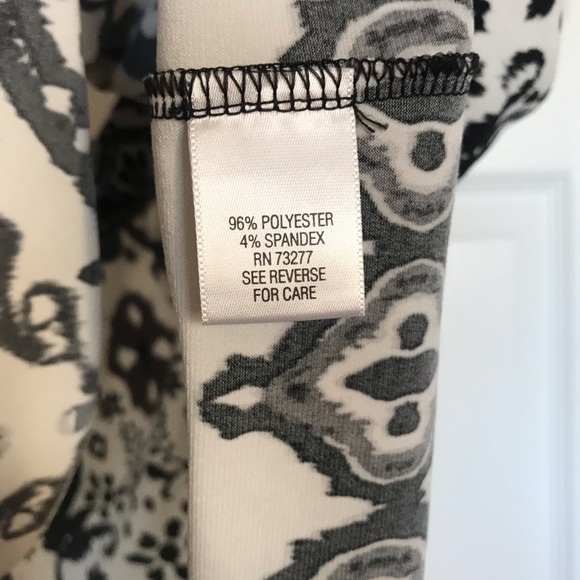 EUC Apt. 9 Black & White Printed Halter Bra Top - Picture 5 of 6